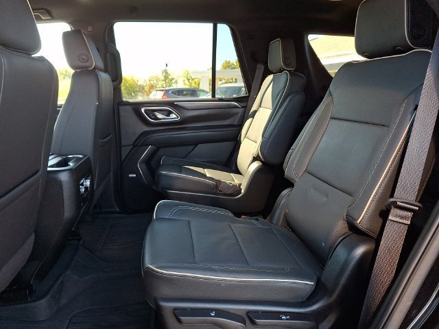 2024 GMC Yukon SLT - Photo 10