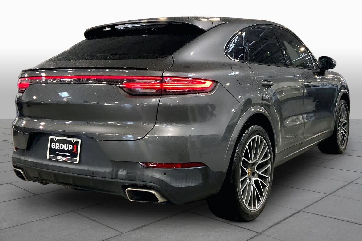 Used 2021 Quartzite Grey Metallic Porsche  image 12