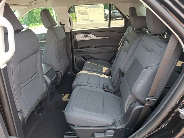 New 2026 Agate Black Metallic Ford Active image 6