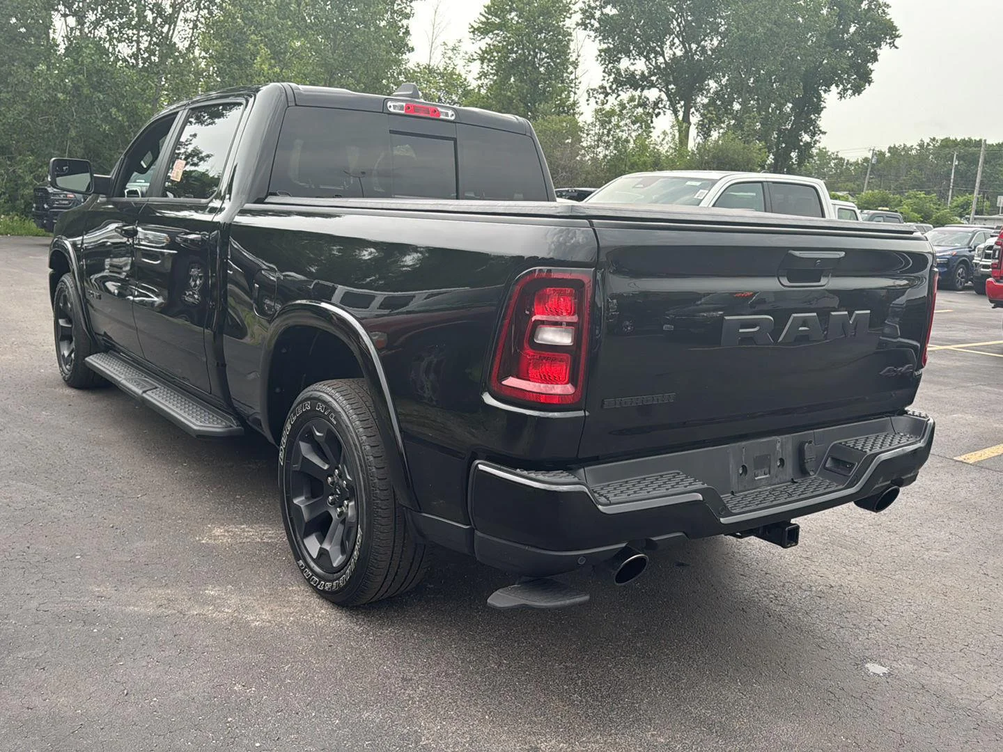 Used 2025 Diamond Black Crystal Pearlcoat Ram Big Horn image 10