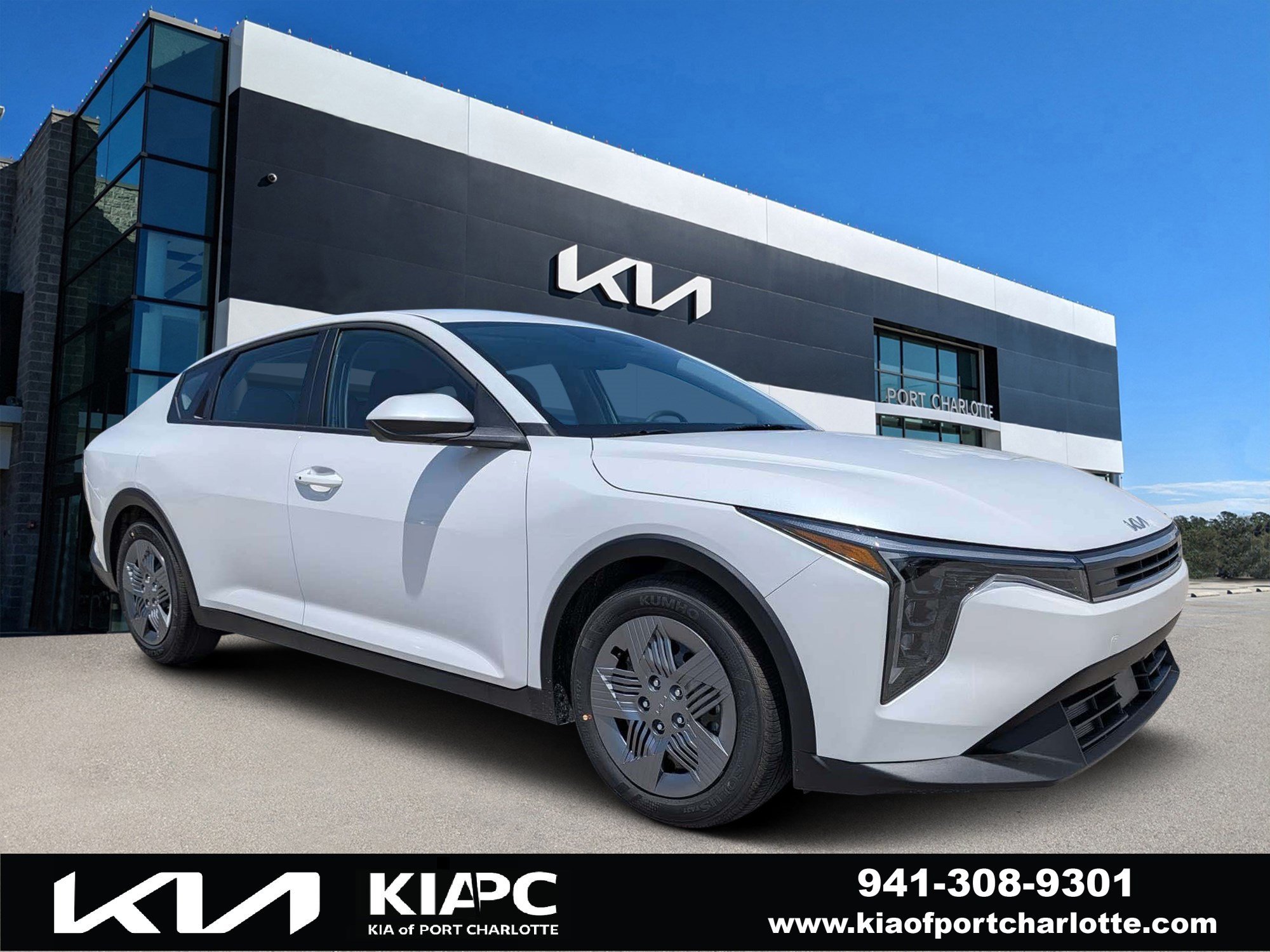 New 2026 Snow White Pearl Kia LX image 1