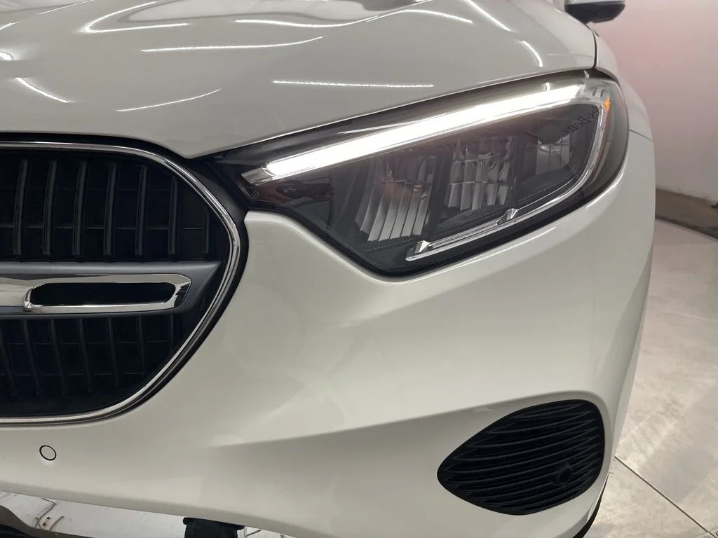 Used 2026 White Mercedes-Benz GLC 300 image 29