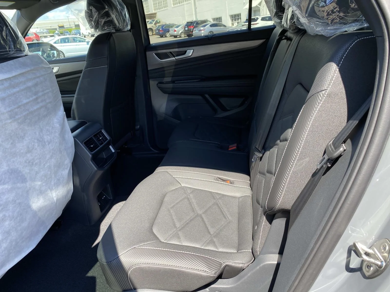 New 2026 Pure Gray Volkswagen 2.0T SE w/Technology 4MOTION image 8