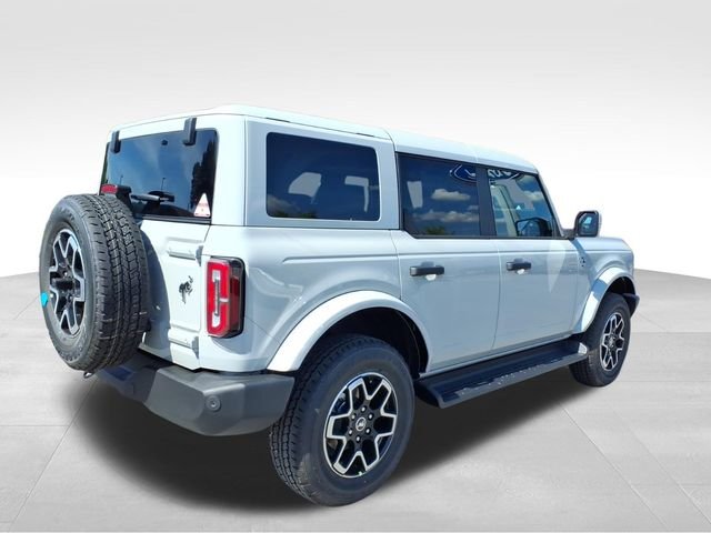 New 2026 Avalanche Gray Ford Outer Banks image 14