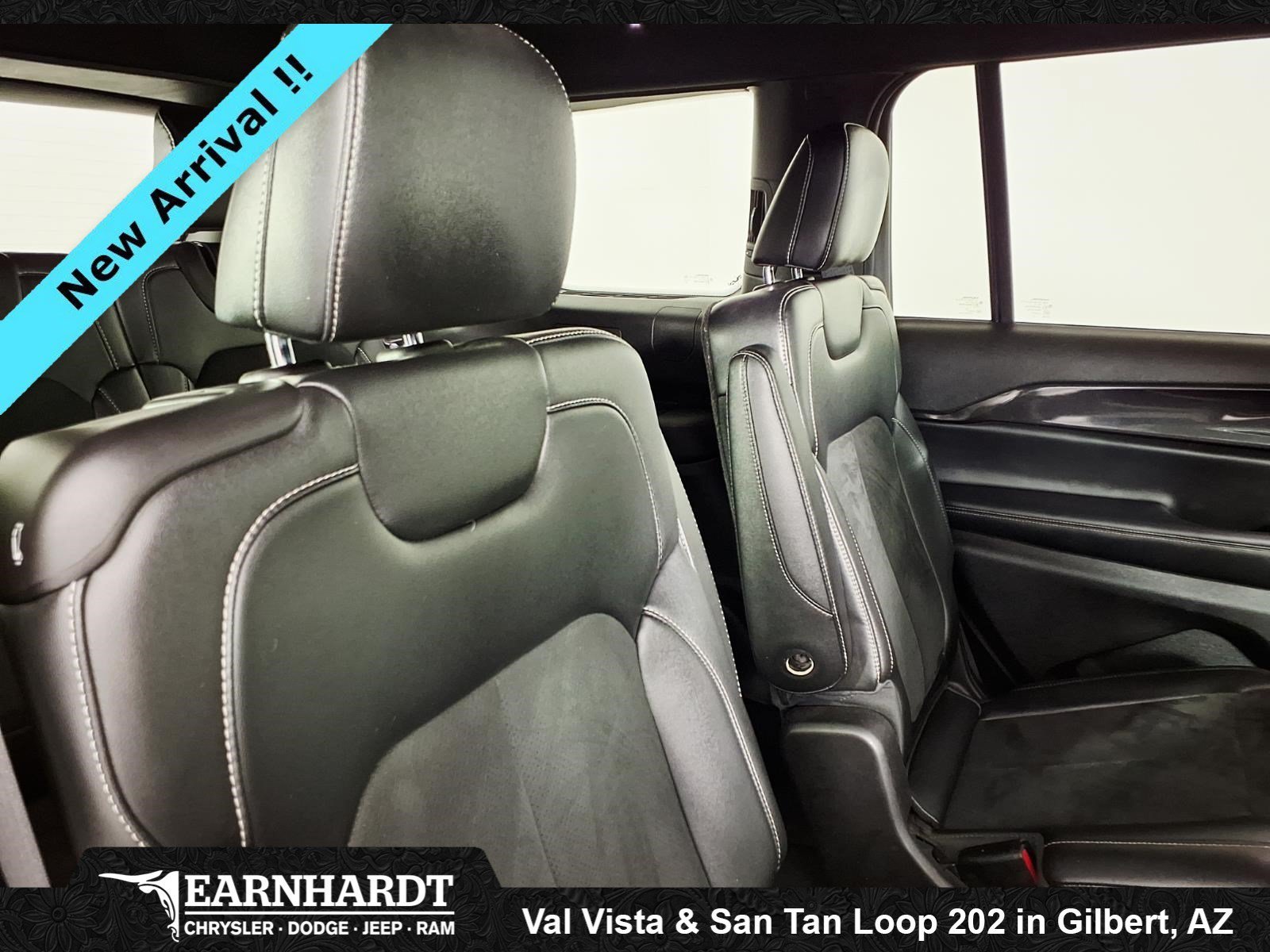 Certified Used 2023 Velvet Red Pearlcoat Jeep Altitude image 12