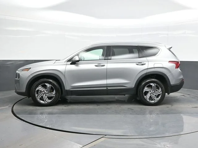 Used 2023 Silver Hyundai SEL image 4