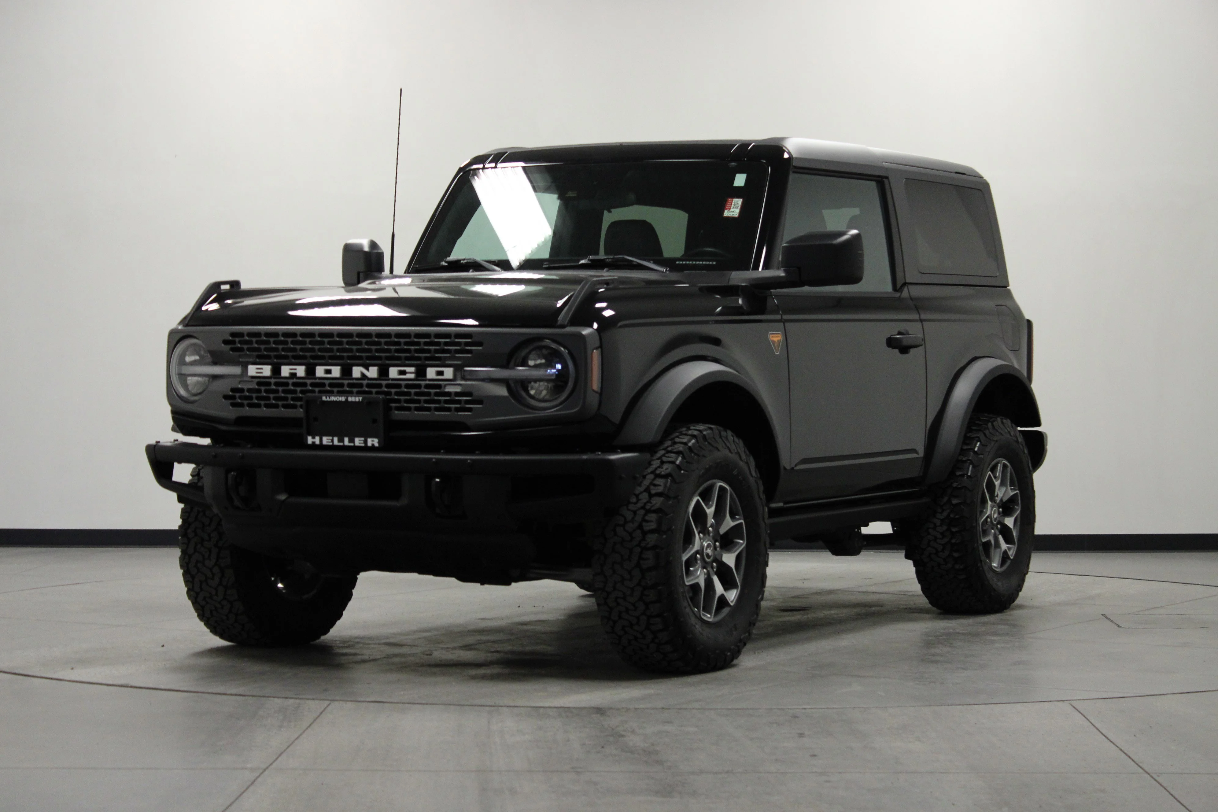 Used 2024 Shadow Black Ford Badlands image 8