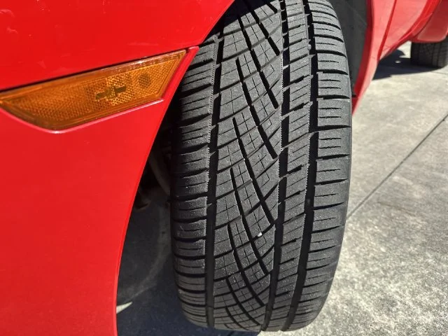 Used 2005 Red Chevrolet Base image 11