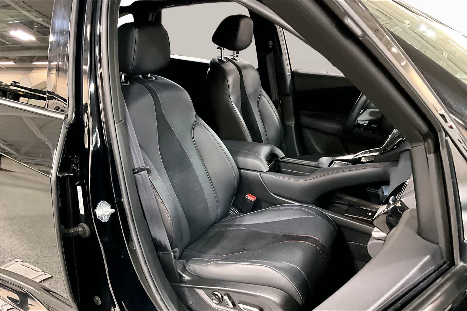 Used 2023 Majestic Black Pearl Acura w/A-Spec Package image 8