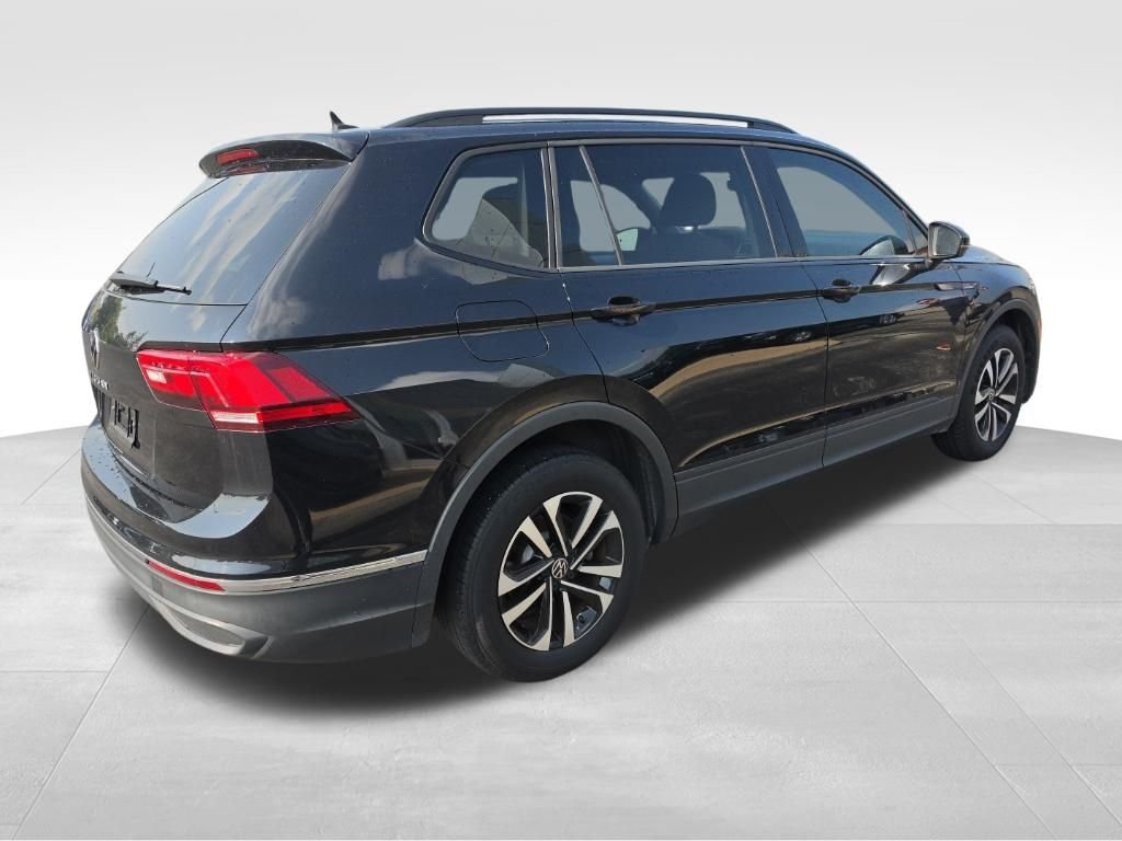Used 2023 Black Volkswagen 2.0T S image 9