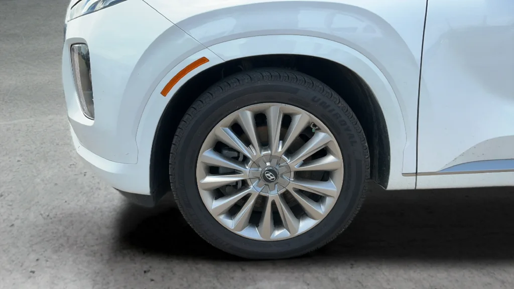 Used 2020 White Hyundai Limited image 26