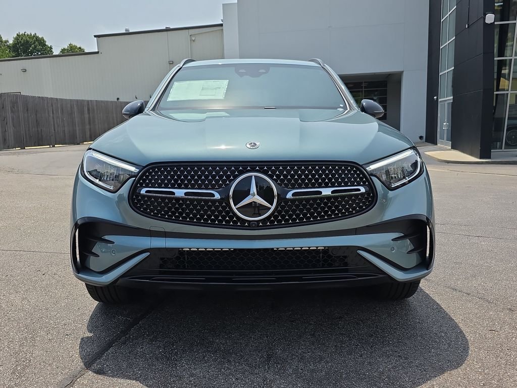 New 2026 Silver Mercedes-Benz GLC 300 image 8