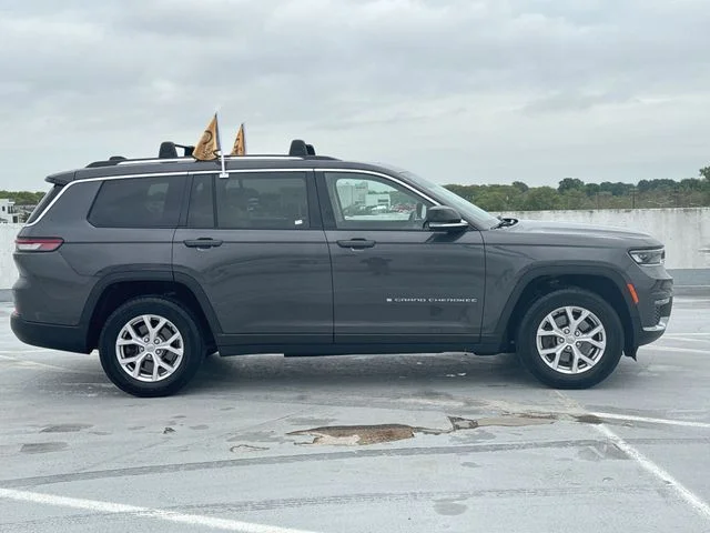 Certified Used 2021 Gray Jeep Limited image 9