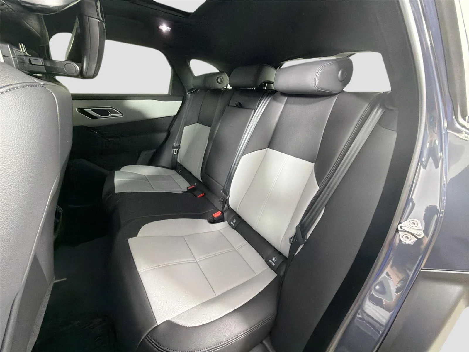 New 2026 Varesine Blue LAND ROVER S image 24