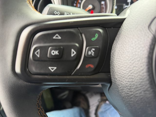 Used 2024 Green Jeep Sport S image 19