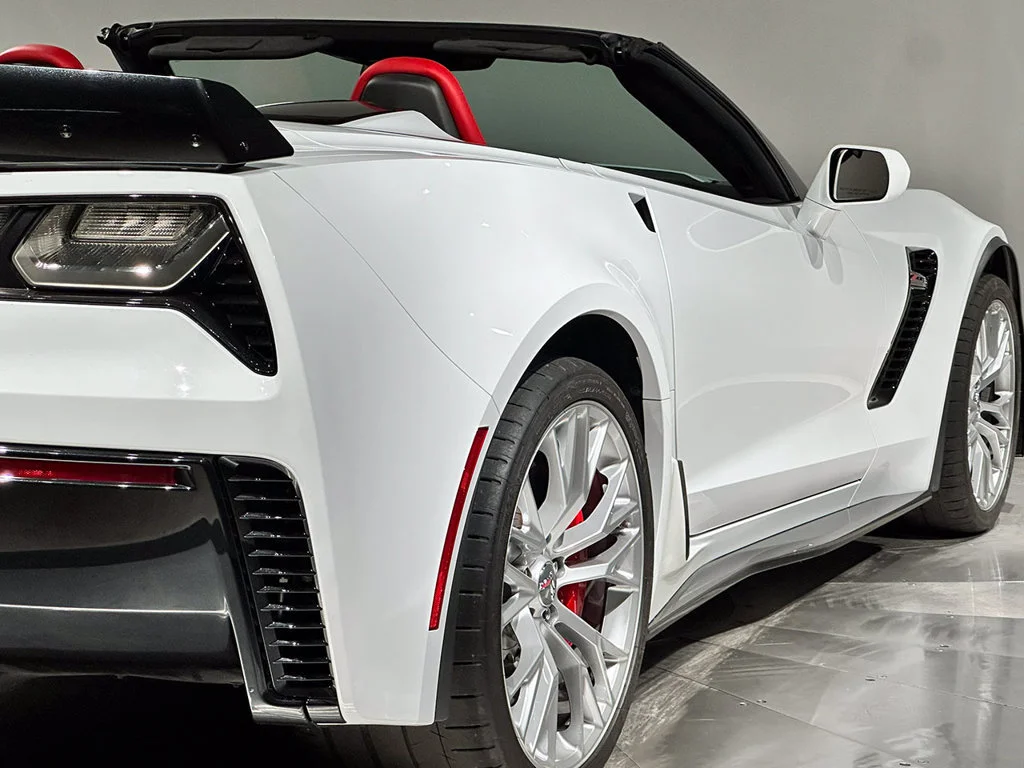 Used 2016 Arctic White Chevrolet Z06 3LZ image 30