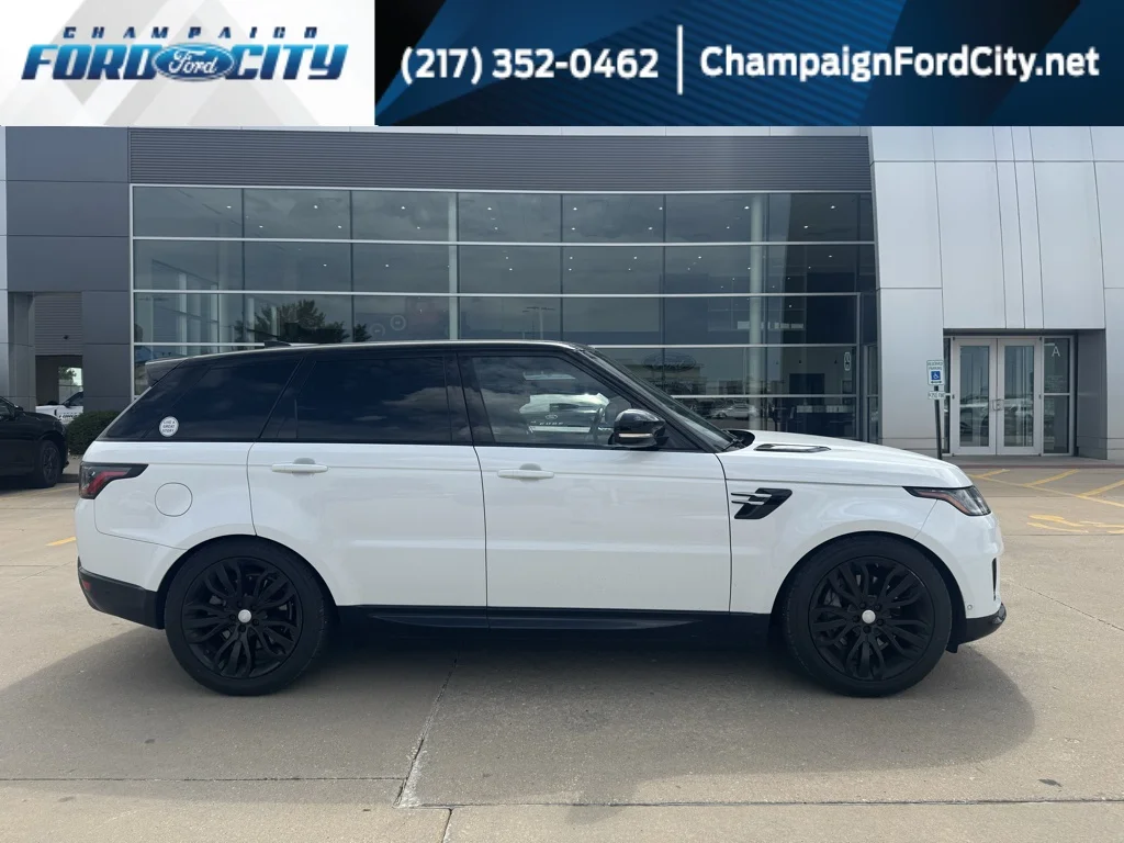 Used 2019 Fuji White Land Rover HSE image 1