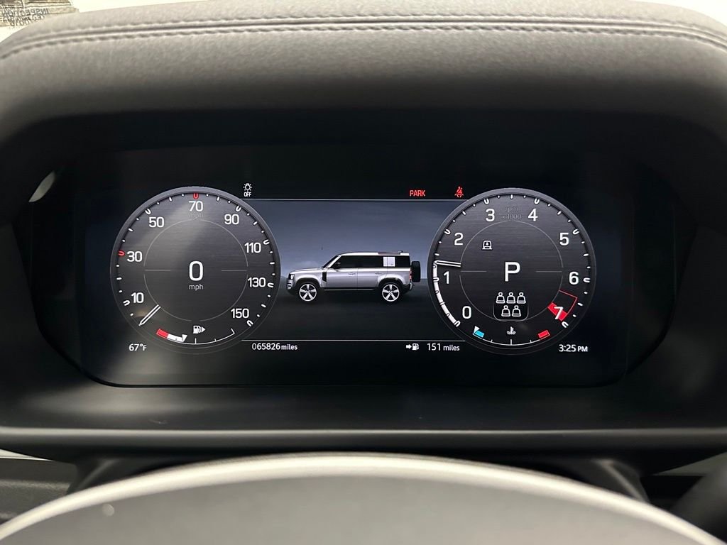 Used 2023 Fuji White Land Rover SE image 16