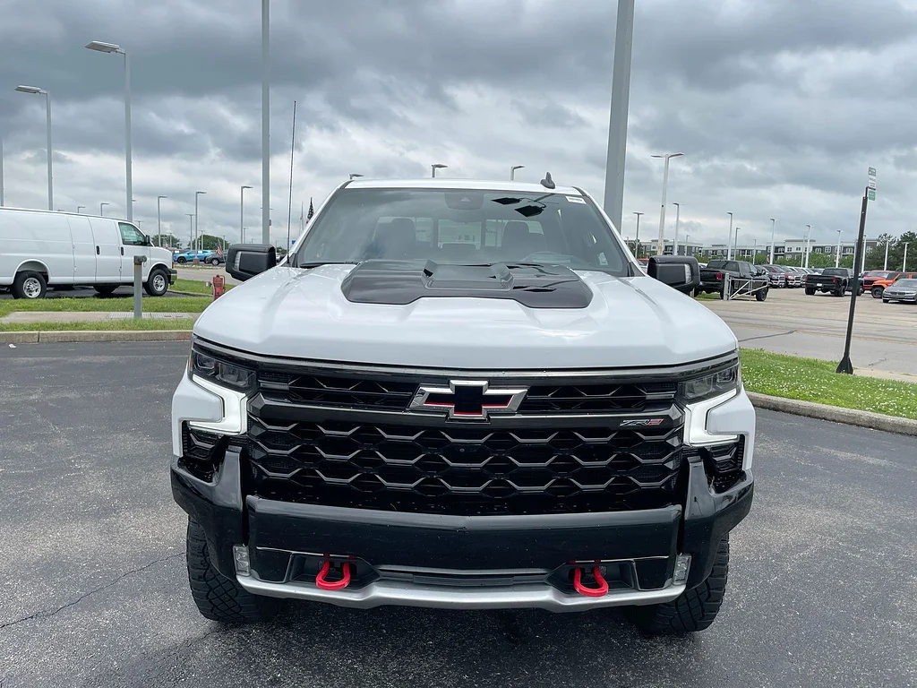 Used 2022 Summit White Chevrolet ZR2 image 31