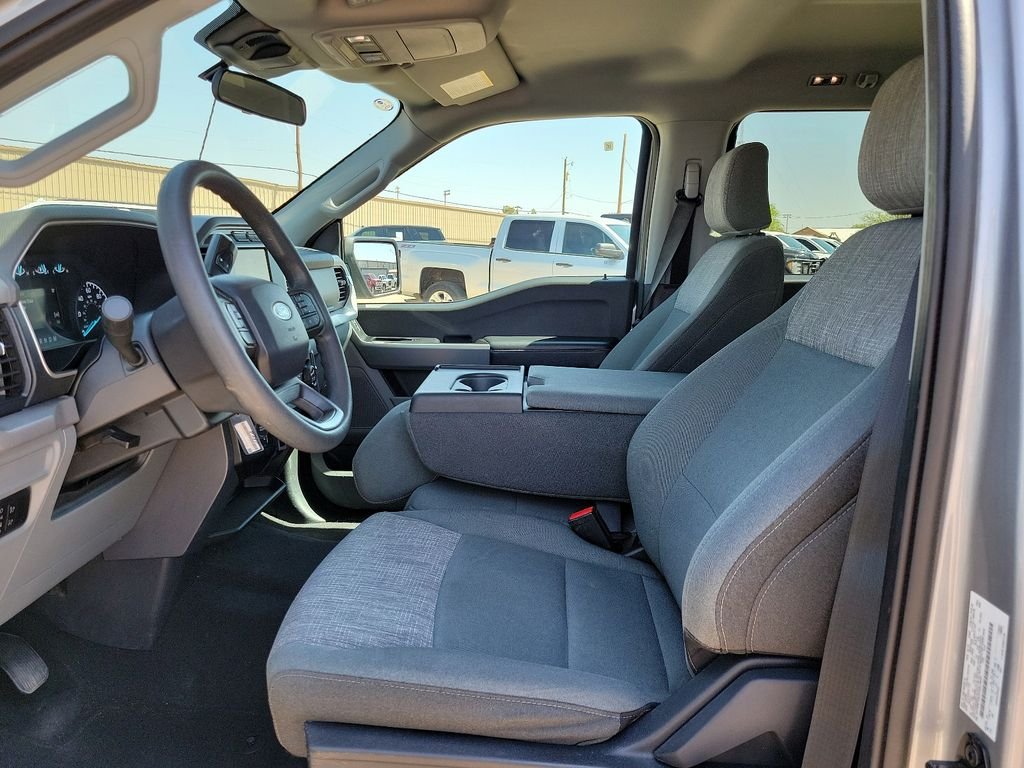 Used 2023 Silver Ford XLT image 19