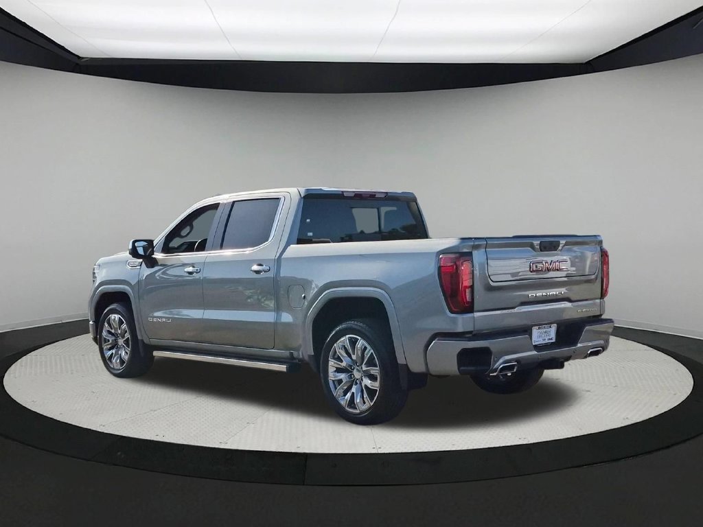 2026 GMC Sierra 1500 Denali - Photo 3