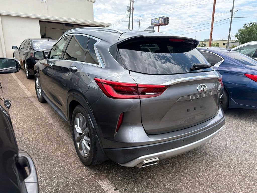 Used 2020 Gray INFINITI LUXE image 10