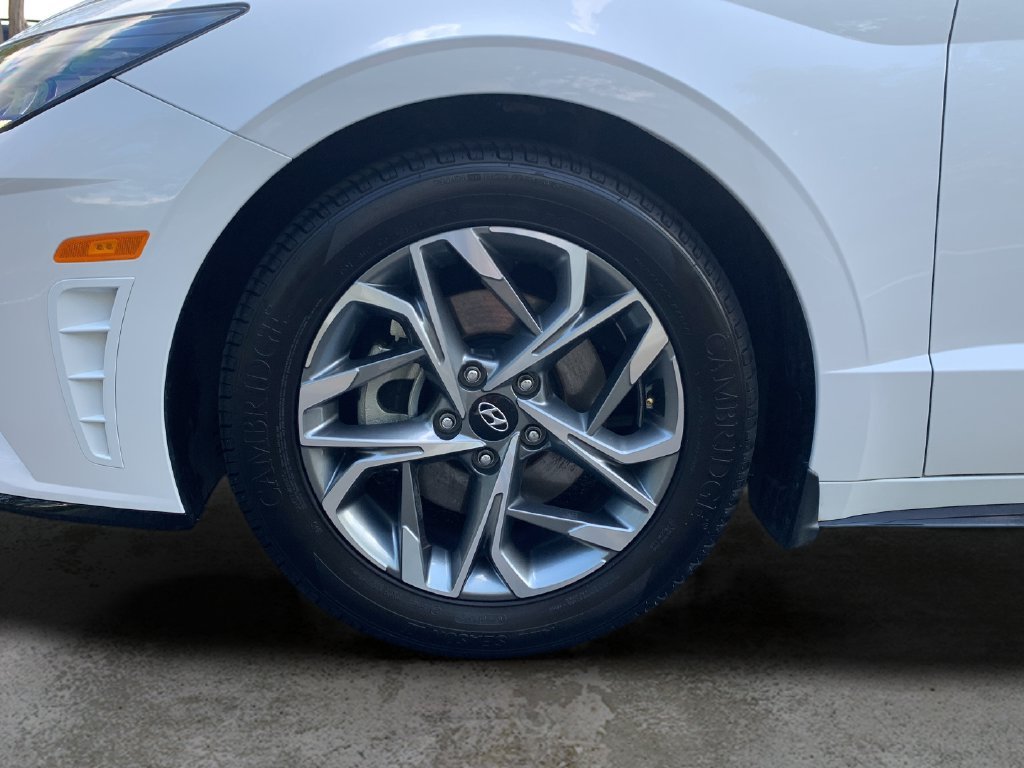 Used 2023 Serenity White Hyundai SEL image 46