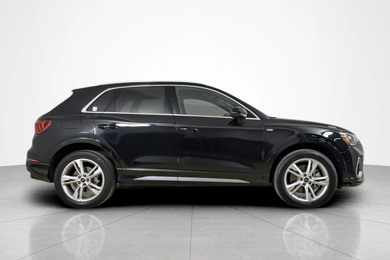 Used 2022 Mythos Black Metallic Audi S line Premium 45 TFSI quattro image 6