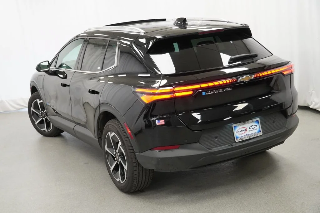 New 2026 Black Chevrolet LT image 33