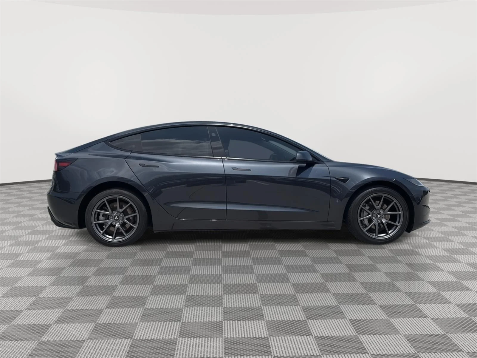 Used 2024 GRAY Tesla Long Range image 13