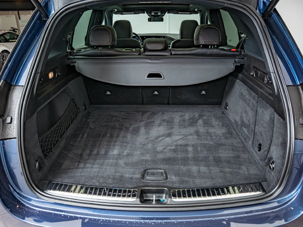 Used 2025 Twilight Blue Metallic Mercedes-Benz GLE 53 AMG® image 41