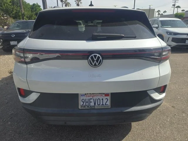 Used 2023 White Volkswagen Pro S image 7