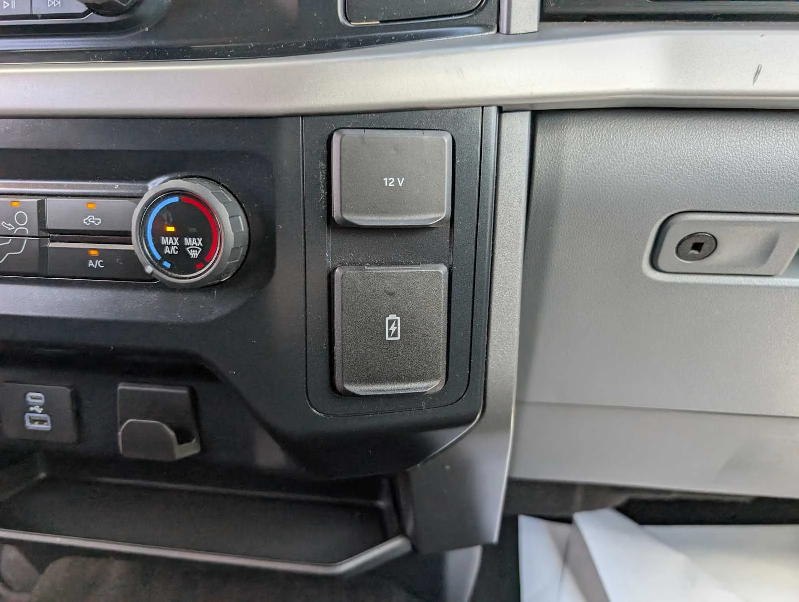 Certified Used 2023 Antimatter Blue Ford XLT image 29