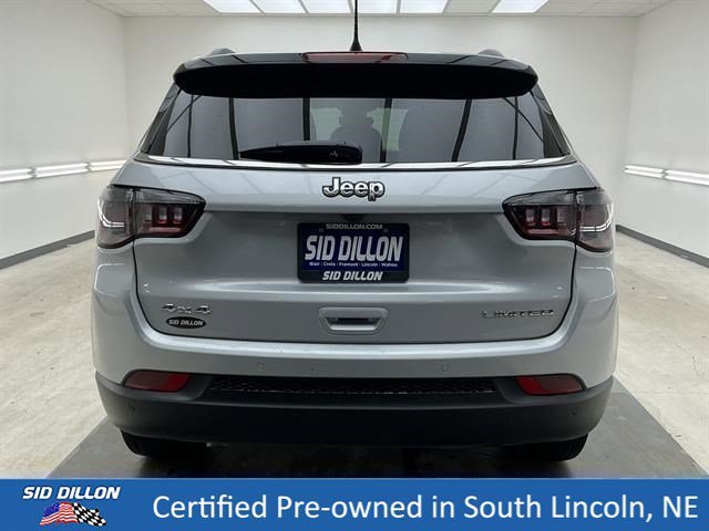 Used 2025 Silver Zynith Metallic Clearcoat Jeep Limited image 5