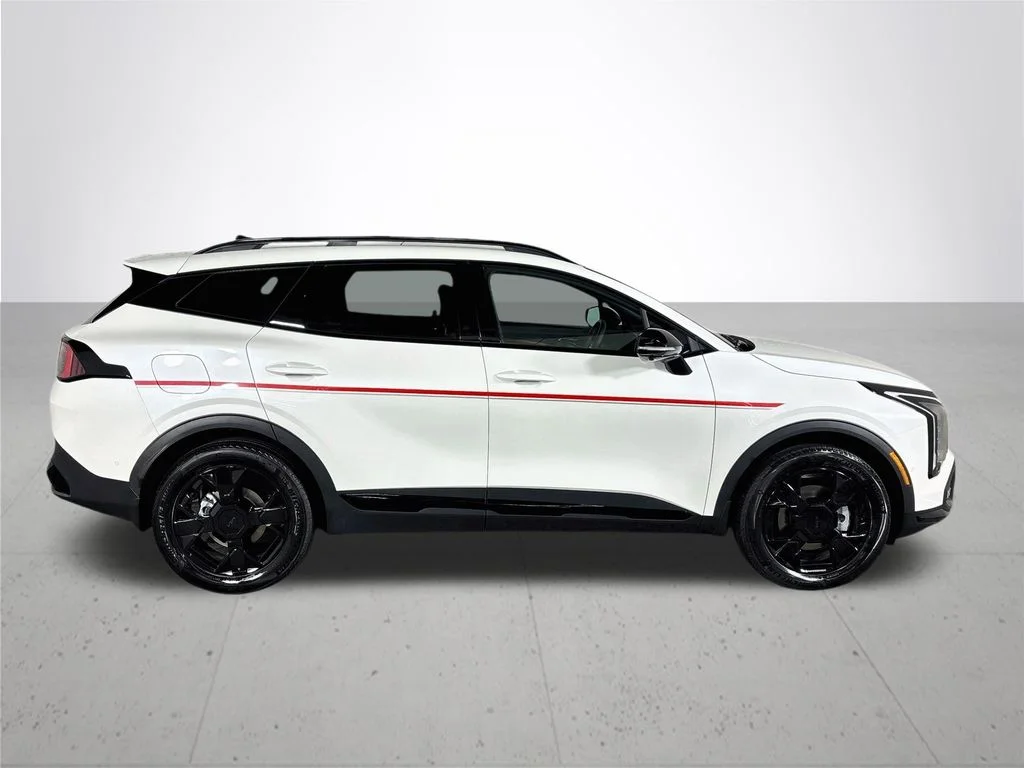 New 2026 Snow White Pearl Kia X-Line Prestige image 5