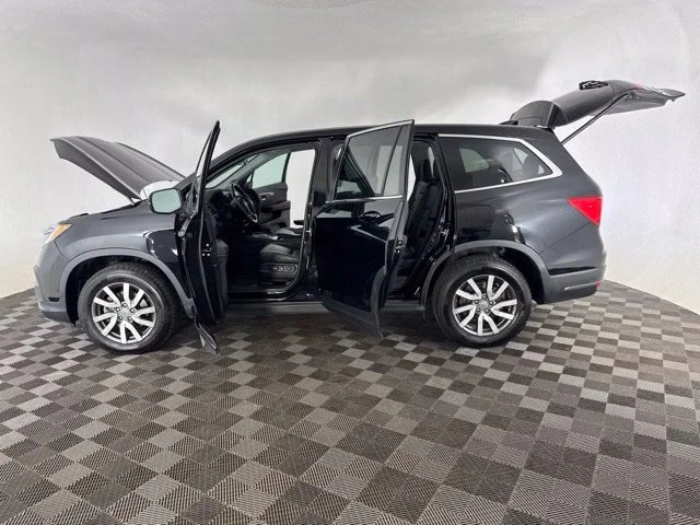 Used 2021 Black Honda EX-L image 9
