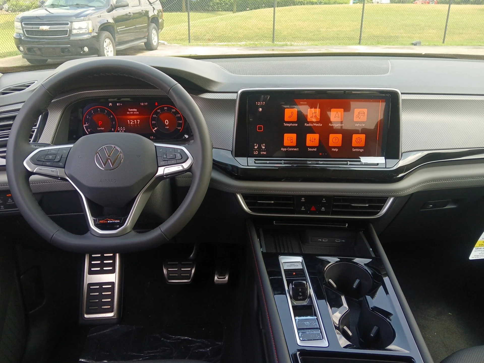 New 2026 Deep Black Pearl Volkswagen 2.0T Peak Edition image 7