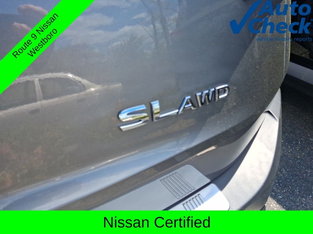 Used 2023 Gray Nissan SL image 11