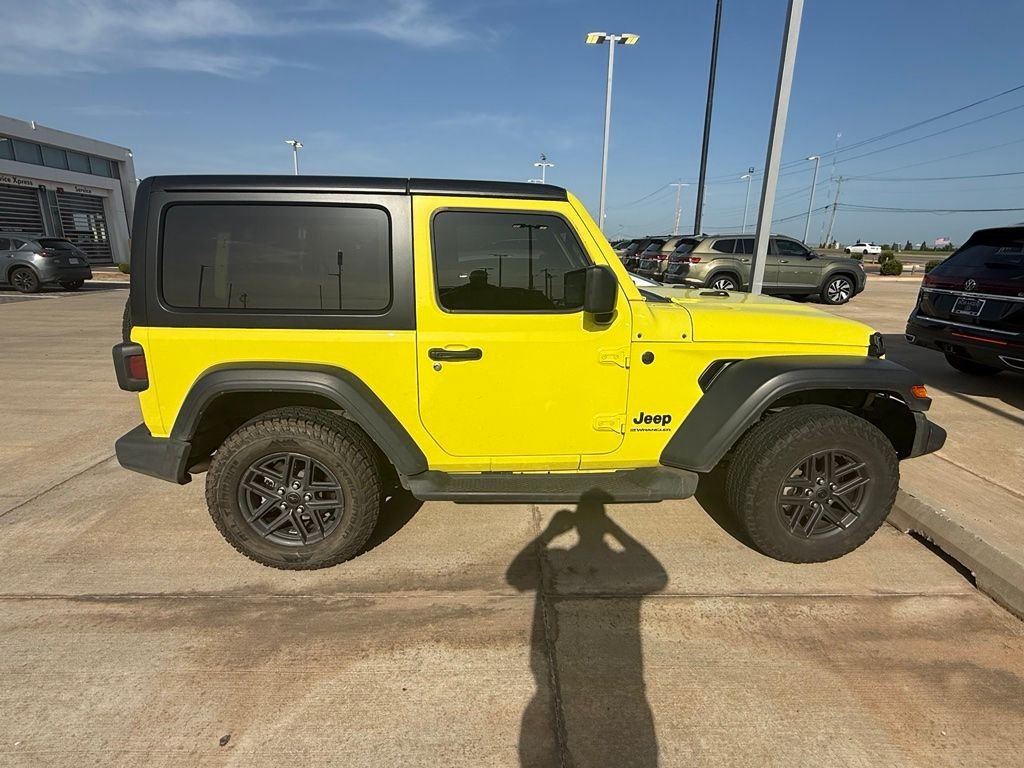 Used 2024 High Velocity Clearcoat Jeep Sport S image 5