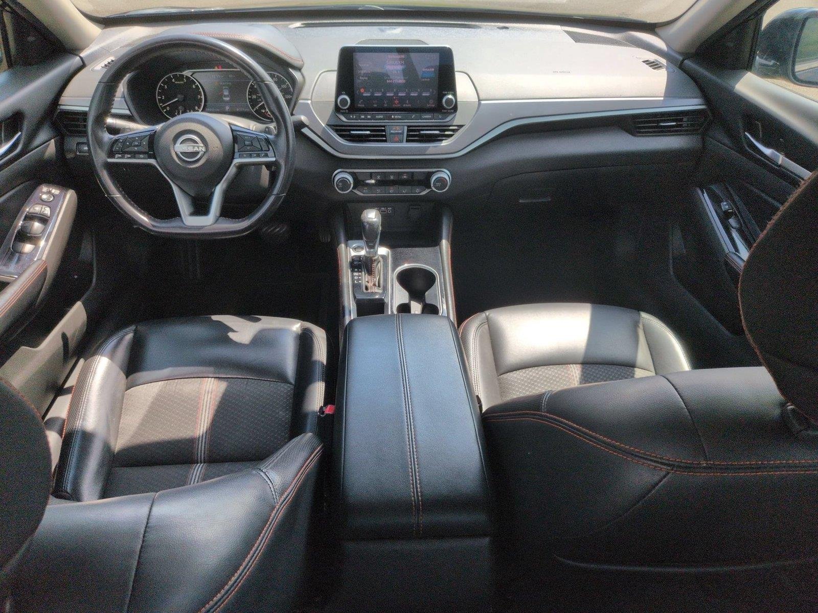 Used 2024 Super Black Nissan 2.5 SR image 32