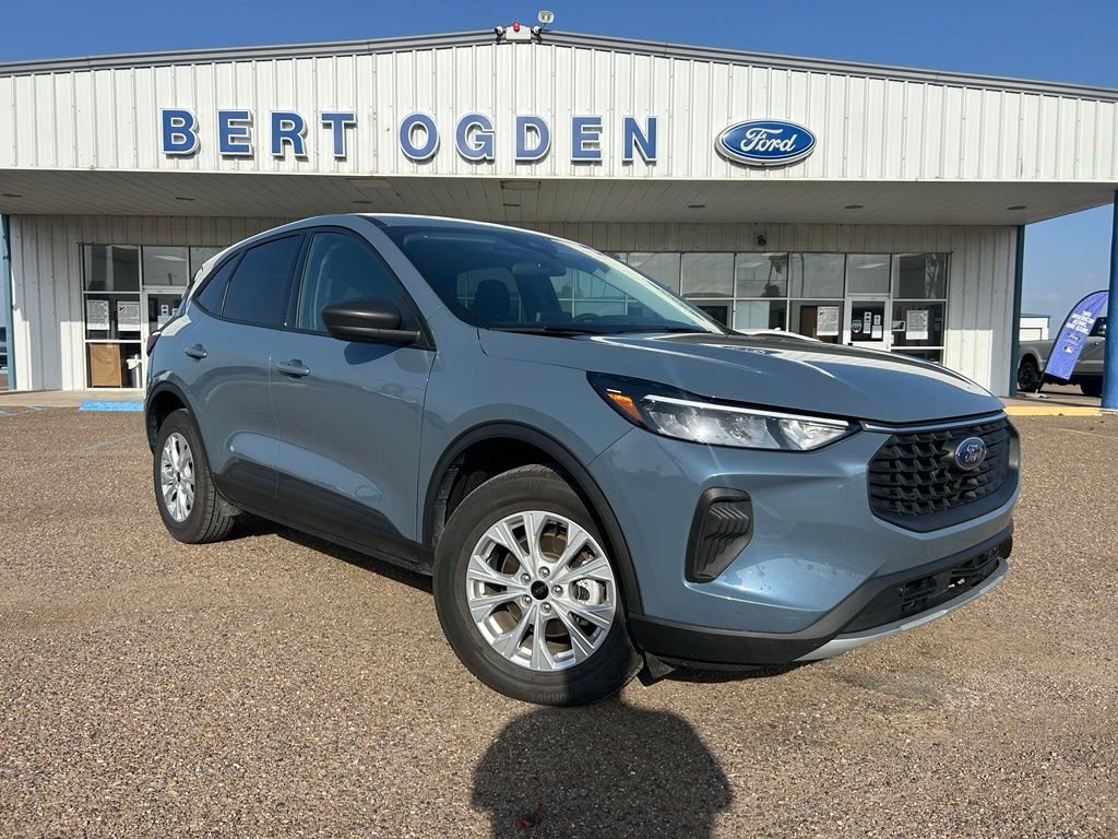 Used 2025 Blue Ford Active image 1