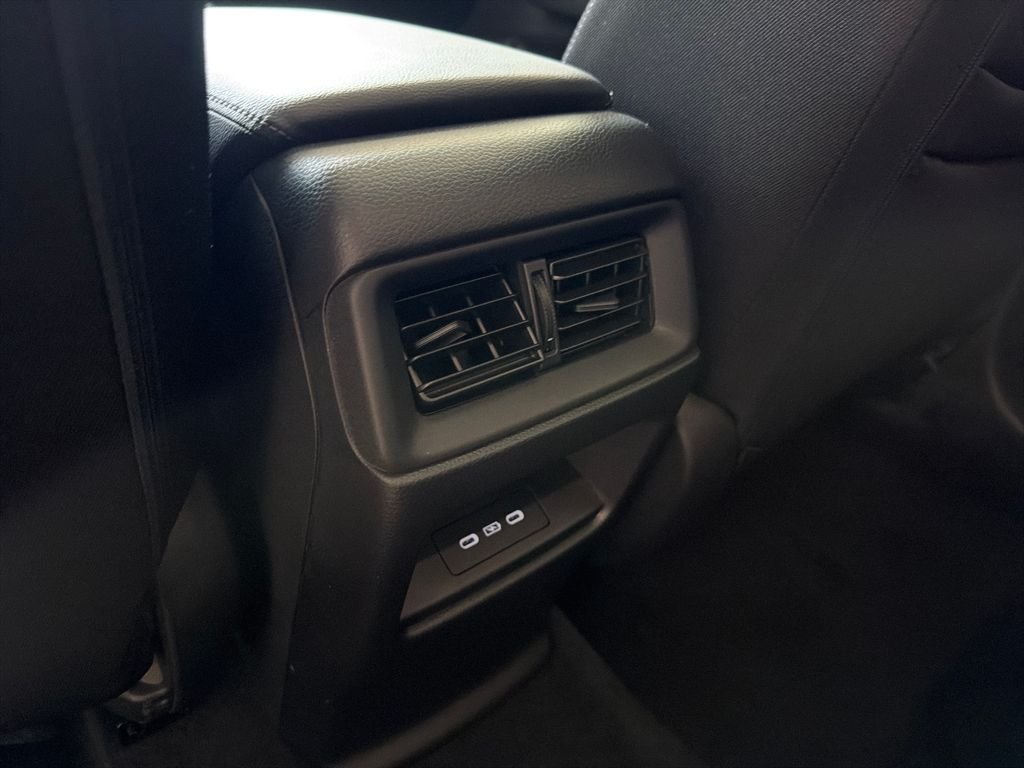 Used 2025  Honda EX image 33