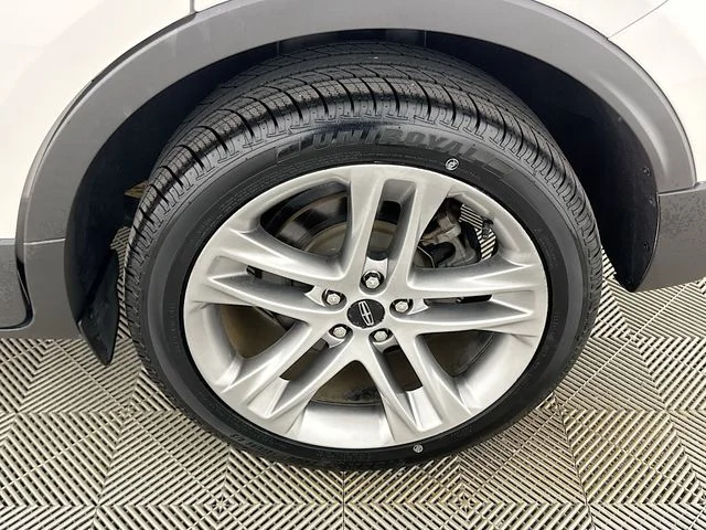 Pre-Owned 2019 Lincoln MKC Reserve