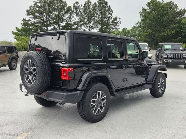 New 2026 Black Clear-Coat Exterior Paint Jeep Sahara image 9