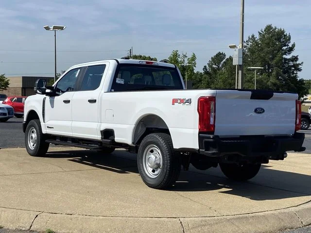 New 2026 Oxford White Ford XL image 4