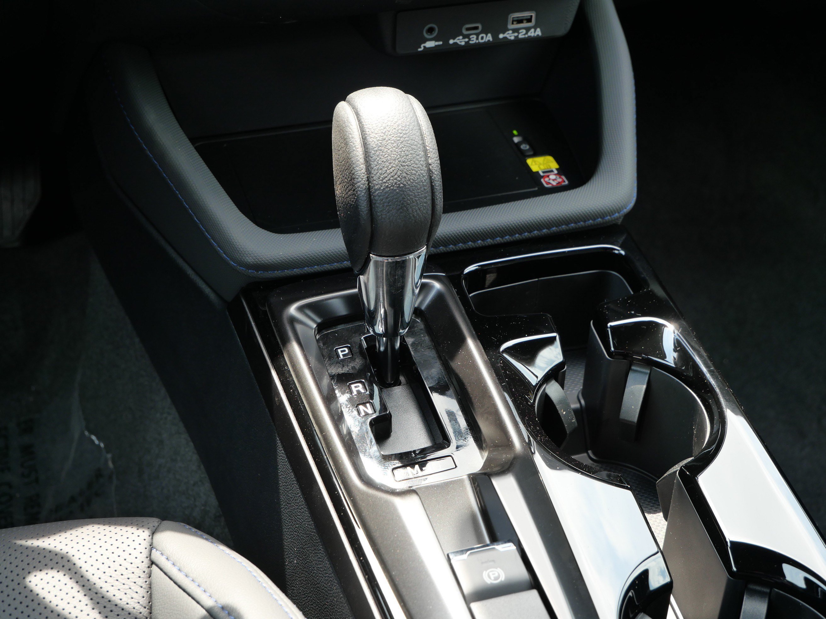 New 2026 CRYSTAL WHITE PEARL Subaru Limited image 9