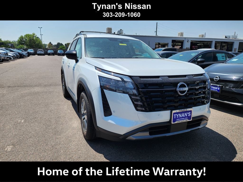 New 2026 Everest White Pearl TriCoat Nissan SL image 1