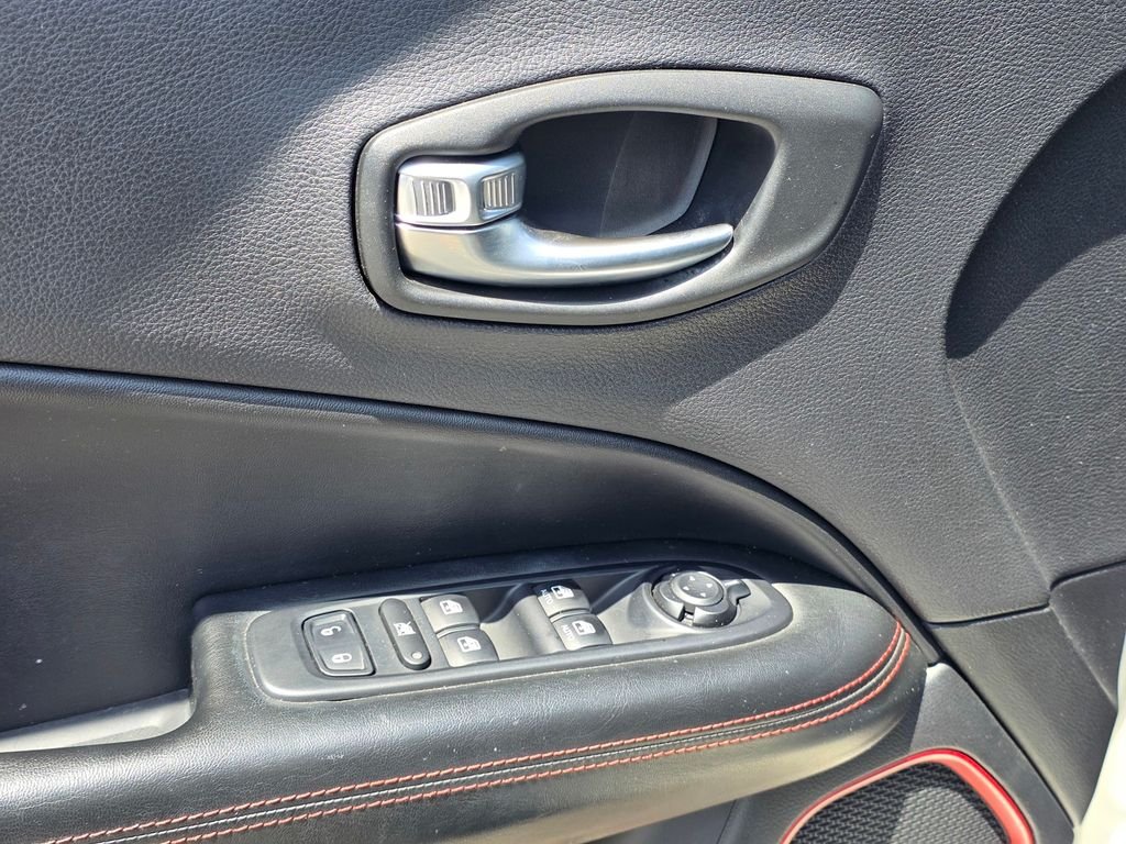 Certified Used 2020 White Jeep Trailhawk image 14