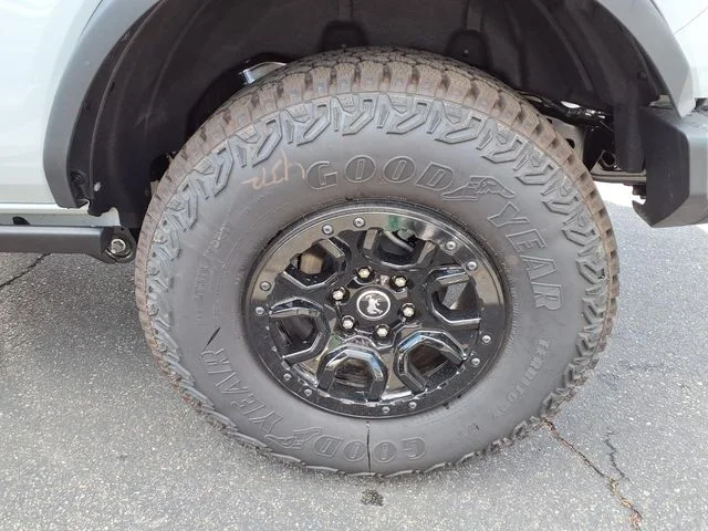 New 2026 Avalanche Ford Badlands image 5