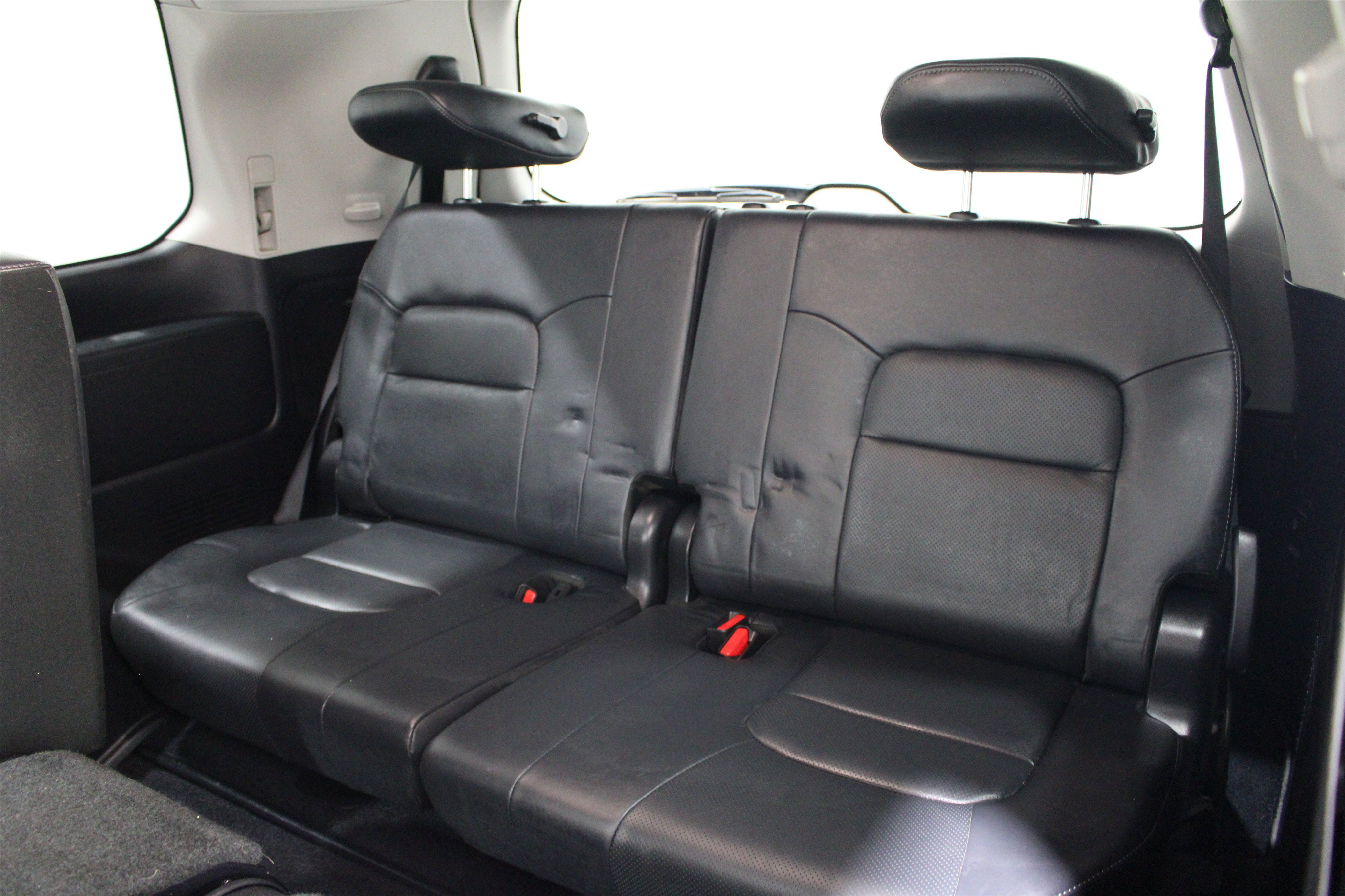 Used 2018 Midnight Black Metallic Toyota 4WD V8 image 21